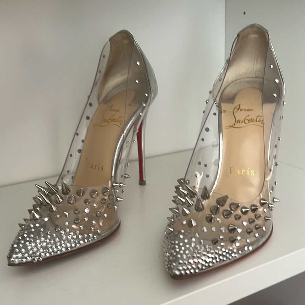 CHRISTIAN LOUBOUTIN GROTIKA SILVER SPIKED PUMPS - Picture 4 of 6